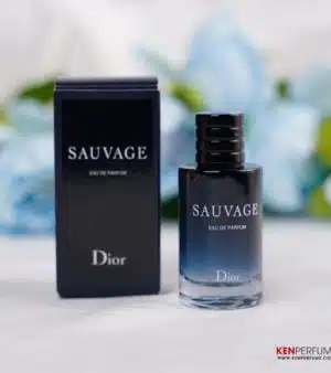 Review nước hoa cho nam giới Dior Sauvage EDT  Lá Skin