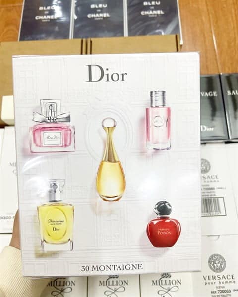 Mua Nước Hoa Private Gift Set Dior Love Mini 4pcs Gift Set Dior Love Mini  4pcs  4pcs trả sau 0