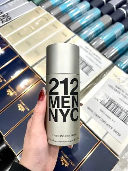 CAROLINA HERRERA - 212 Men Nyc 150ml (Xịt Khử Mùi Nam)