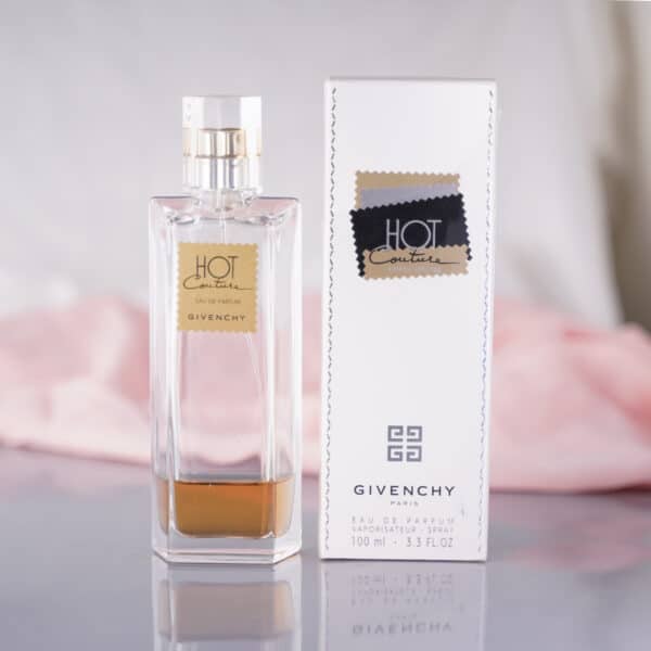 Gốc Givenchy Hot Couture